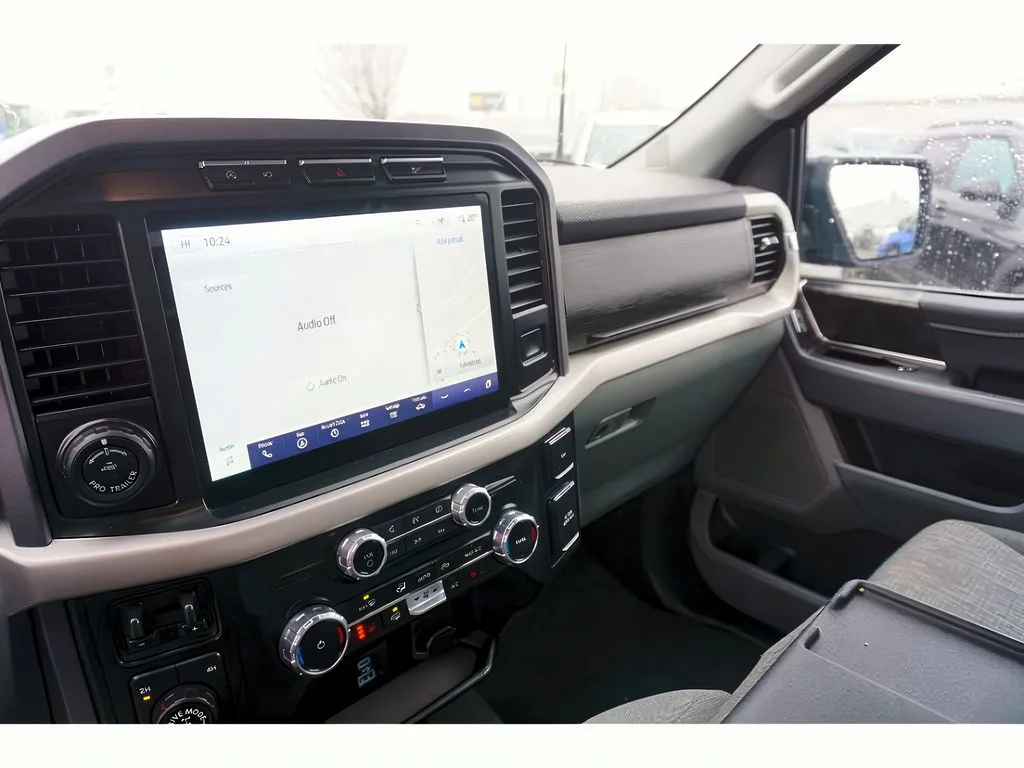 2023 Ford F-150 XLT - Photo 13