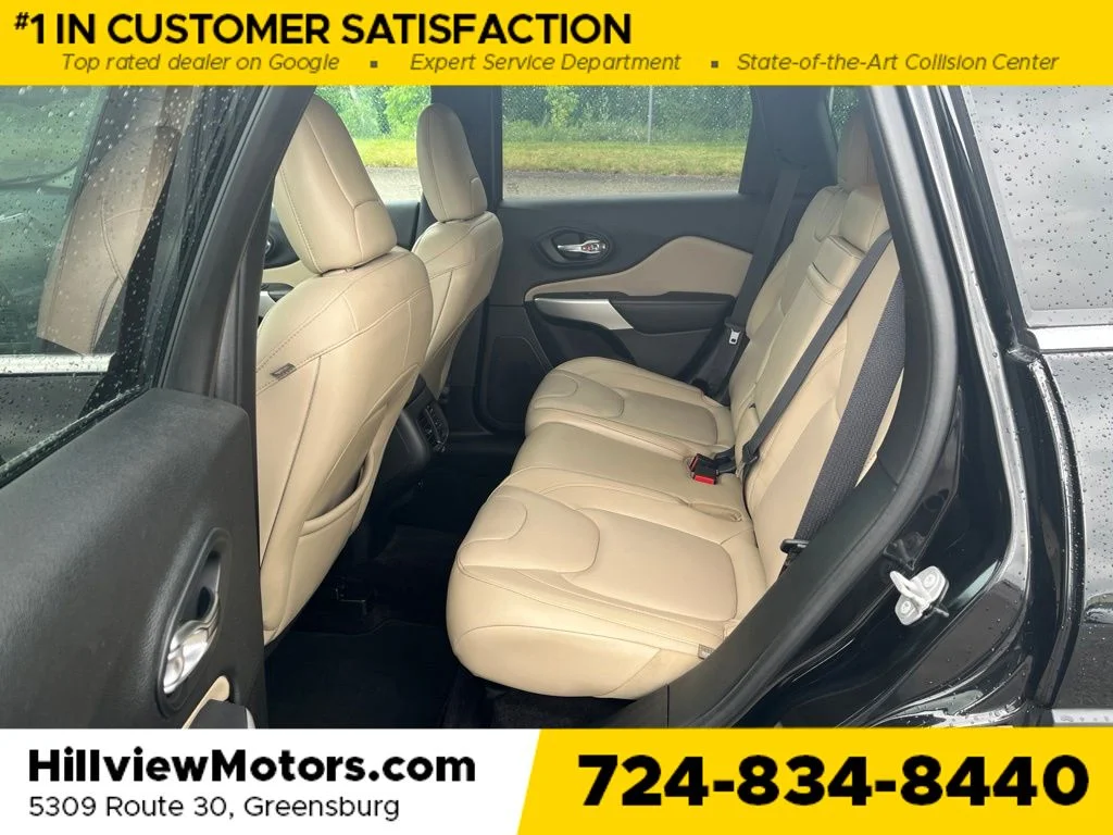 Used 2018 Diamond Black Jeep Limited image 27