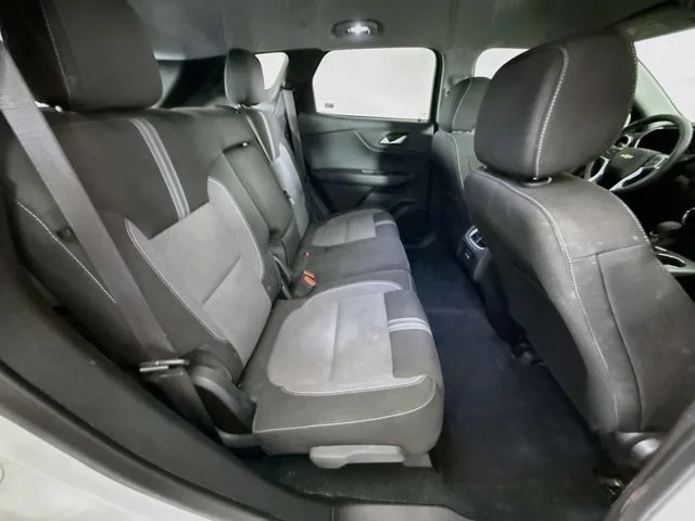 Used 2024 White Chevrolet LT image 26