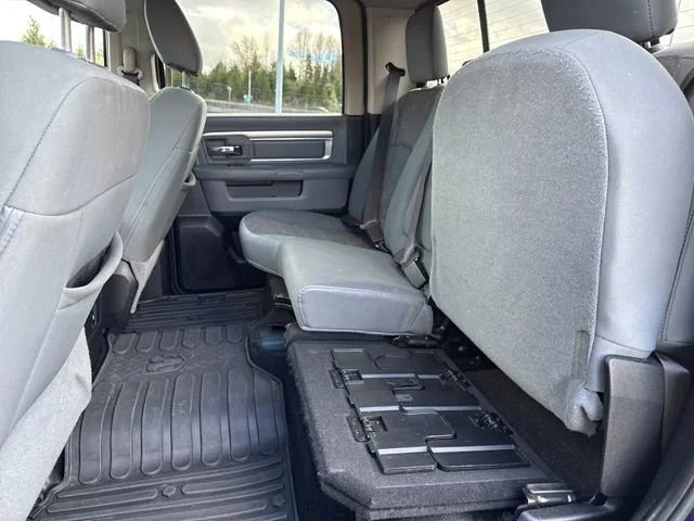Used 2017 True Blue Pearlcoat Ram Big Horn image 14