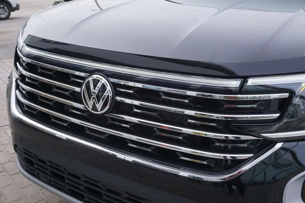 New 2026 Black Volkswagen 2.0T SEL image 39