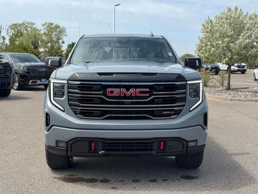 Used 2025 GMC Sierra 1500 AT4 with VIN 1GTUUEE85SZ194539 for sale in Coon Rapids, Minnesota
