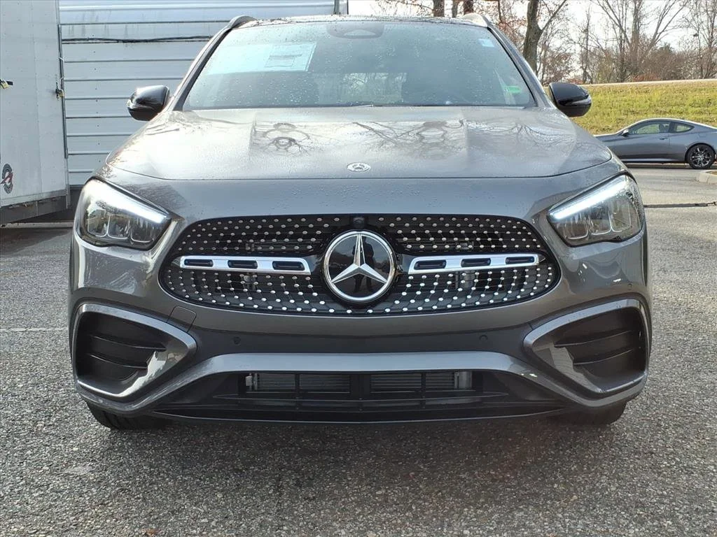 New 2026 Mountain Grey Metallic Mercedes-Benz GLA 250 image 26