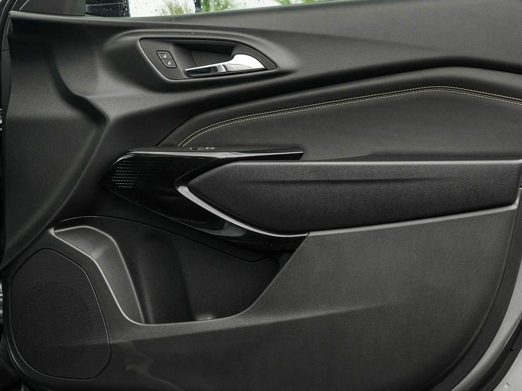 2026 Chevrolet Trax Activ - Photo 8