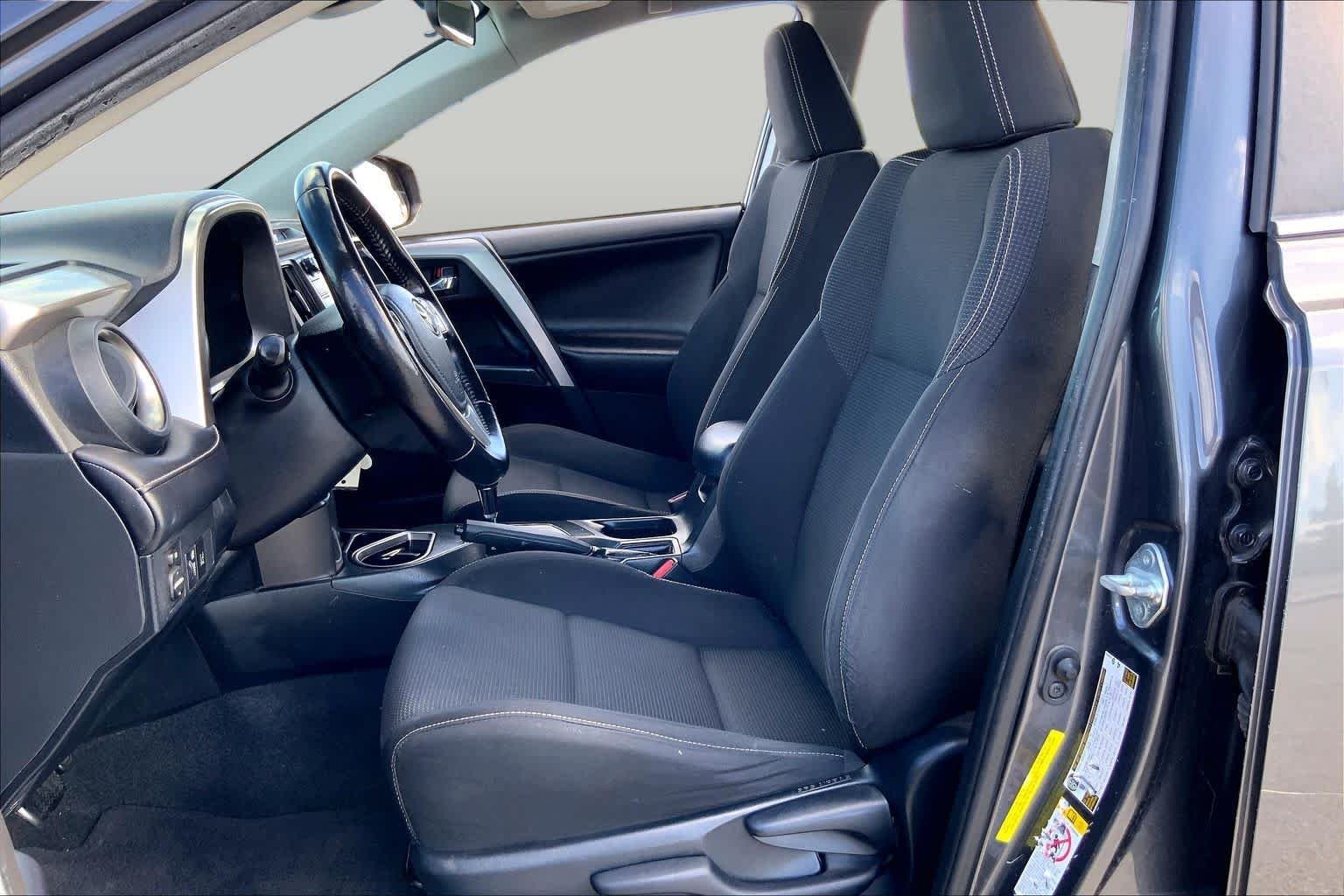 Used 2017 Magnetic Gray Metallic Toyota XLE image 8