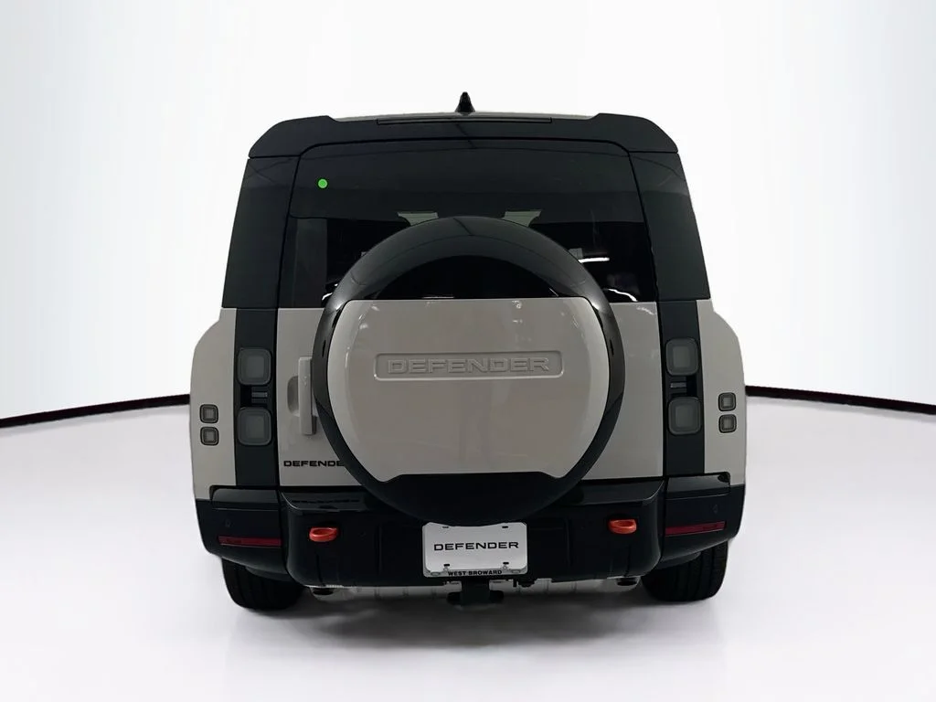 New 2026 Borasco Grey Land Rover X image 6