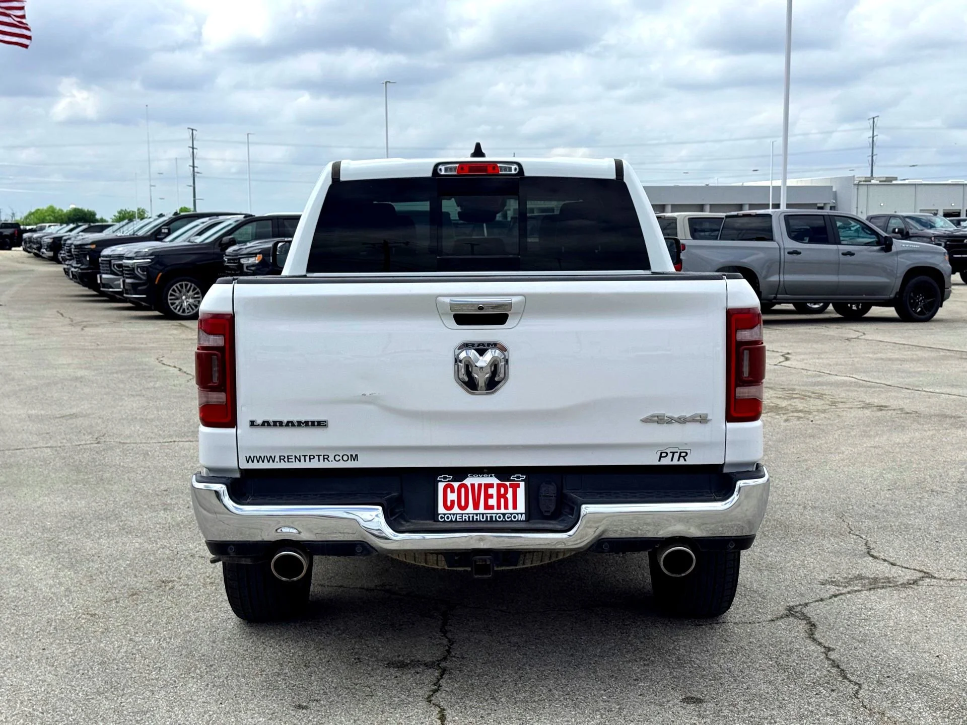 Used 2022 Bright White Clearcoat Ram Laramie image 8
