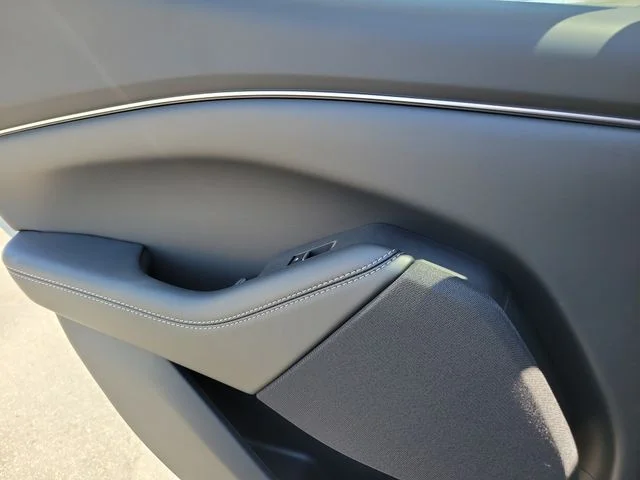 New 2026 Glacier Gray Metallic Tri-coat Ford Select image 8
