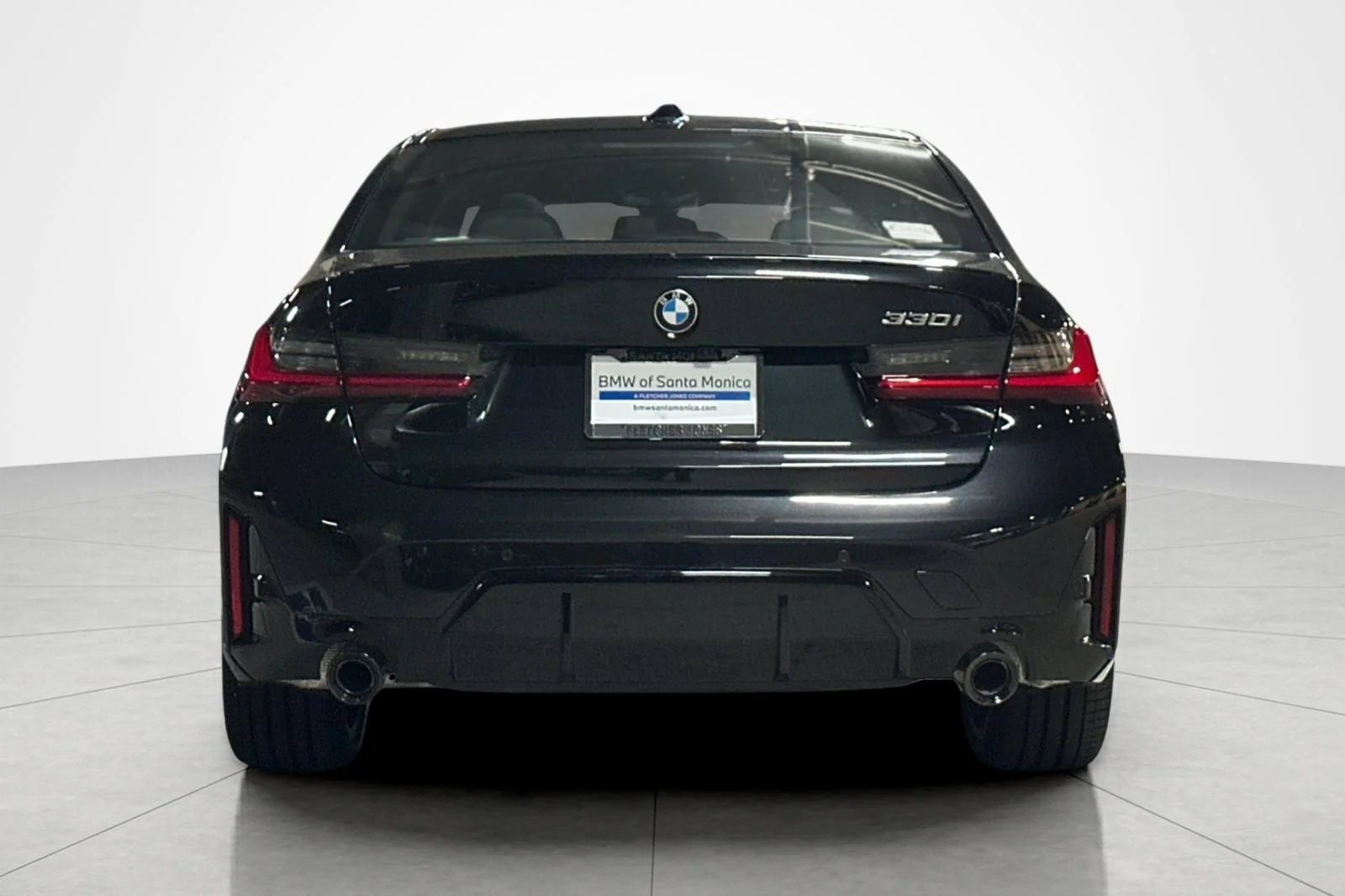 New 2026 Black Sapphire Metallic BMW 330i NA image 4