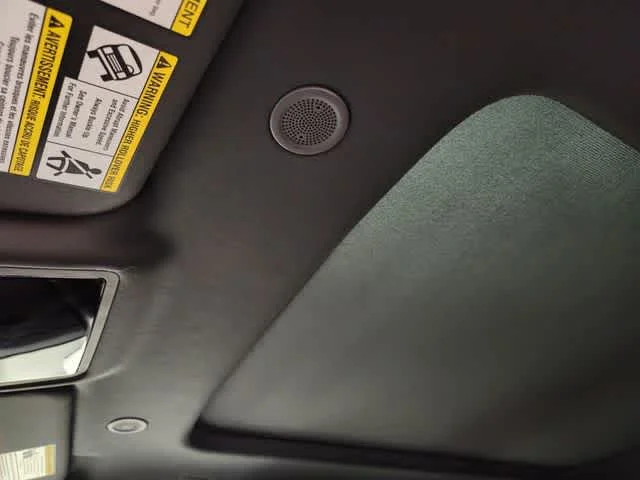 New 2026 Fuji White Land Rover Core S image 25