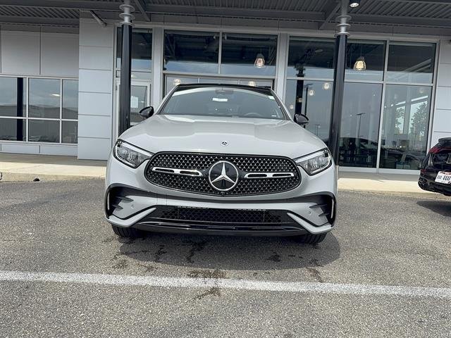 New 2026 MANUFAKTUR Alpine Grey Mercedes-Benz GLC 300 4MATIC® image 6