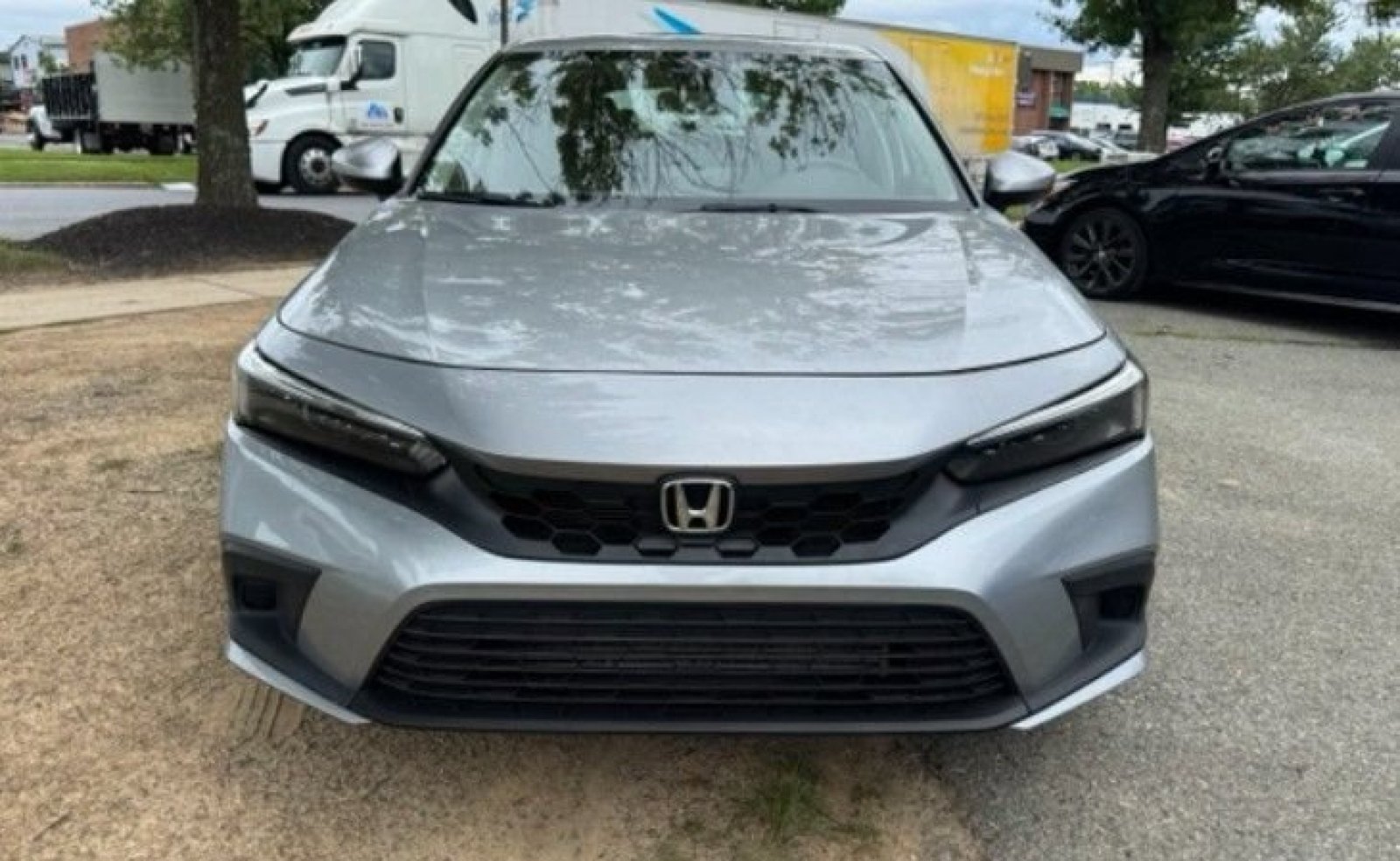 2024 Honda Civic Hatchback EX-L - Photo 18