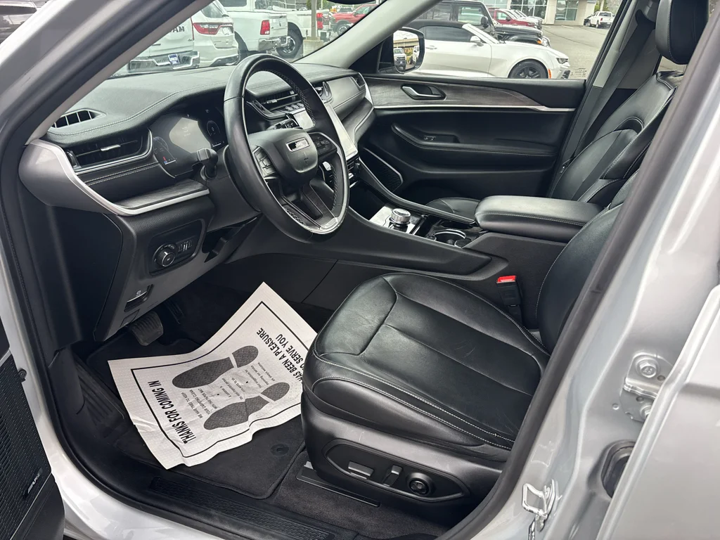 Used 2021 SILVER ZYNITH Jeep Limited image 6