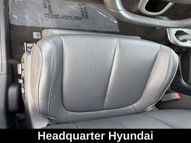 Used 2024 Gray Hyundai Limited image 9