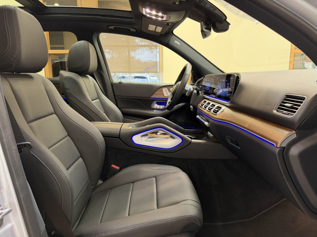 2025 Mercedes-Benz GLE GLE450E - Photo 16