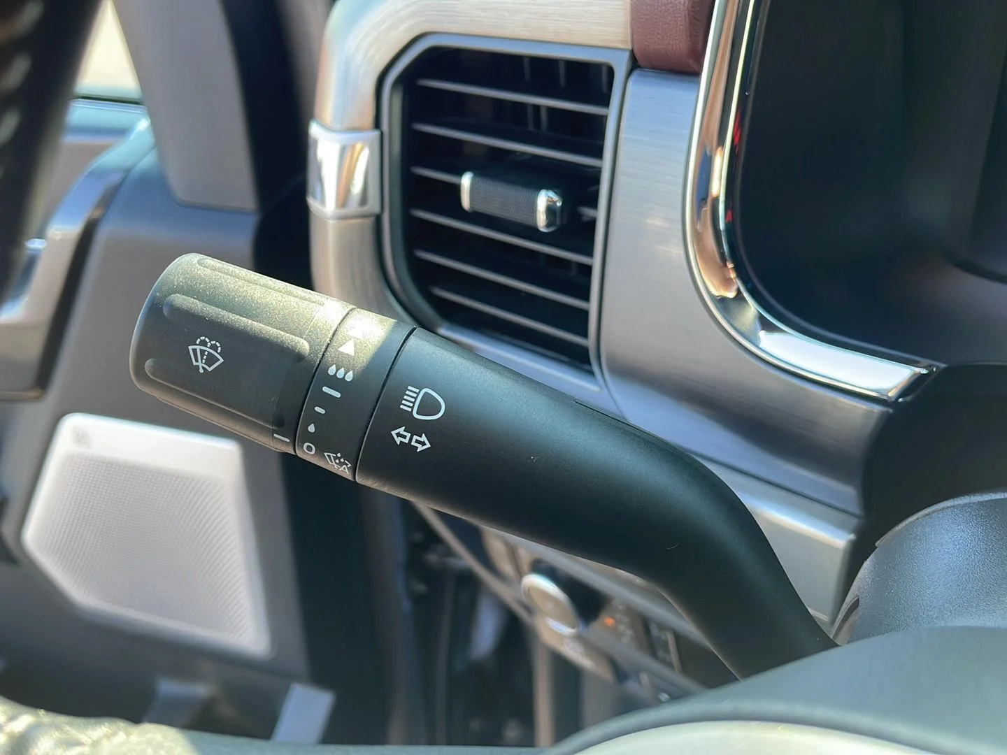 Used 2023 Carbonized Gray Ford LARIAT image 20