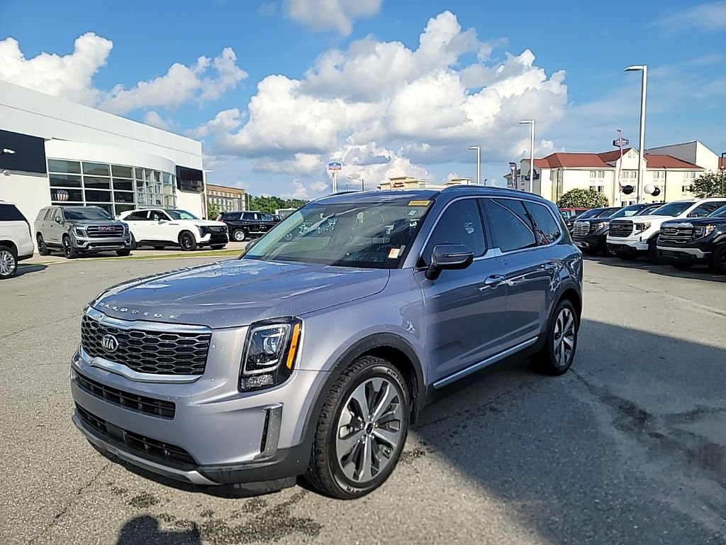 Used 2021 Silver Kia S image 3
