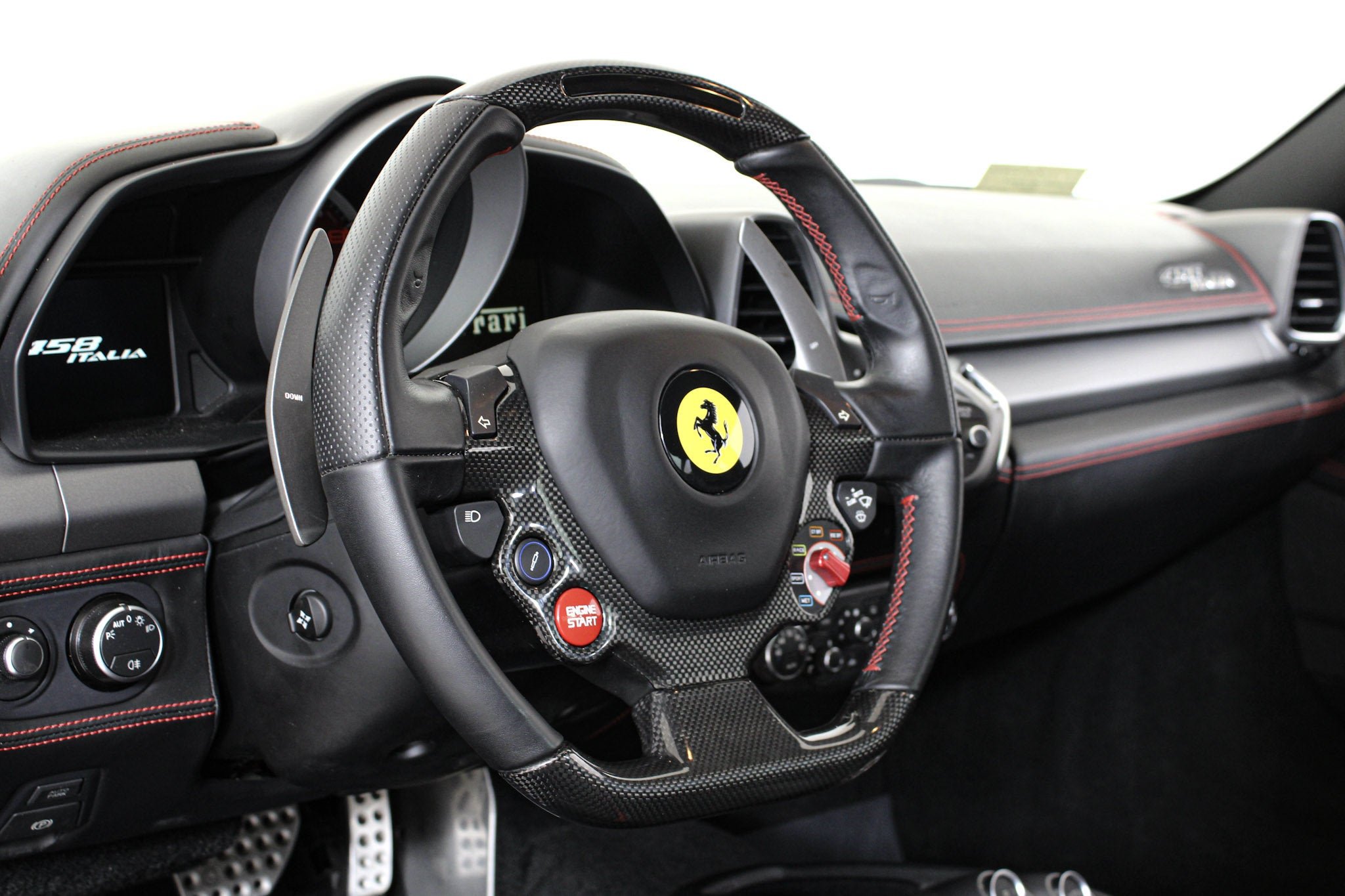 Used 2015 Red Ferrari  image 29
