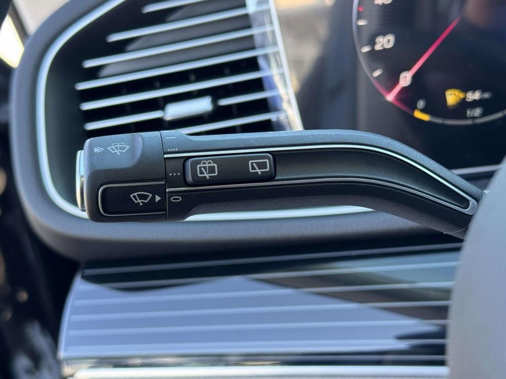 New 2026 Obsidian Black Metallic Mercedes-Benz GLE 350 image 21