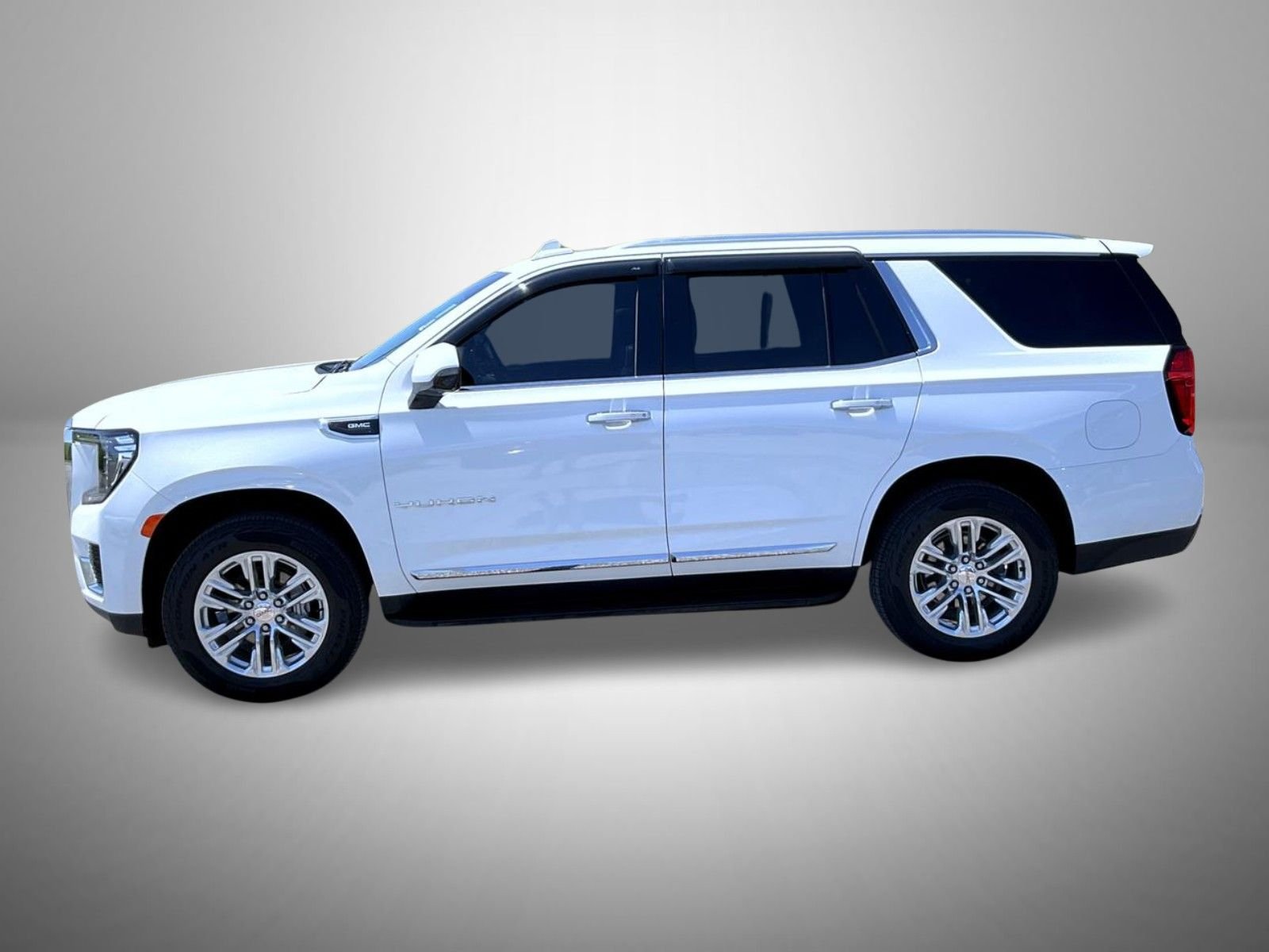Used 2022 White GMC SLT image 8