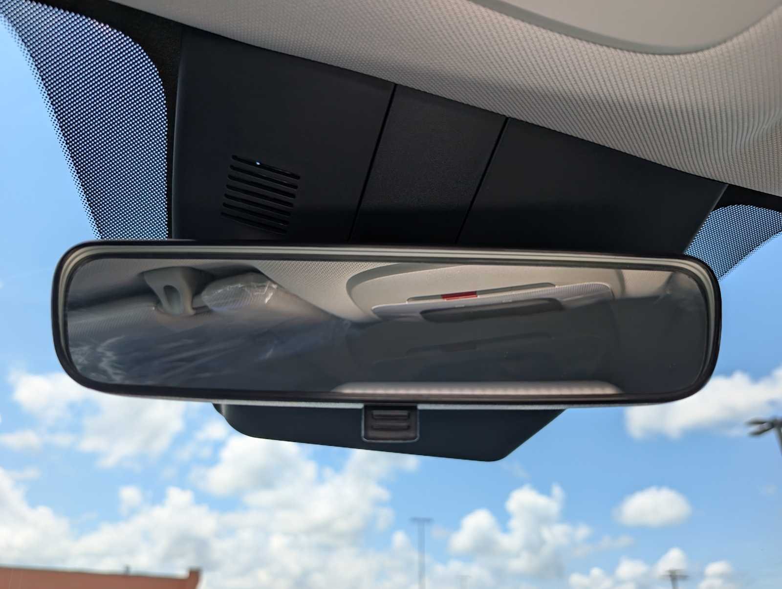 New 2026 Ivory Silver Kia S image 29