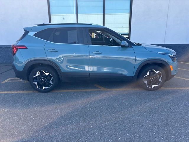 Certified Used 2024 Pluton Blue Kia EX image 4
