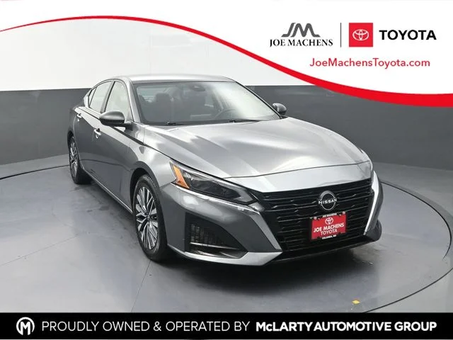 Used 2024 Gray Nissan 2.5 SV image 1