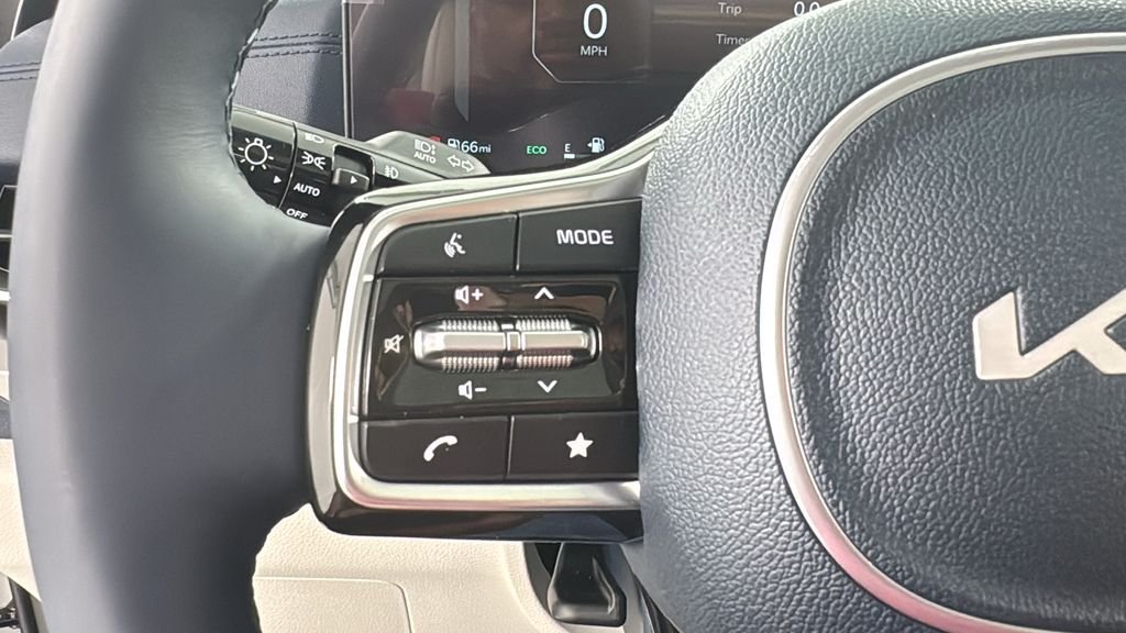 2026 Kia Carnival SX Prestige - Photo 23