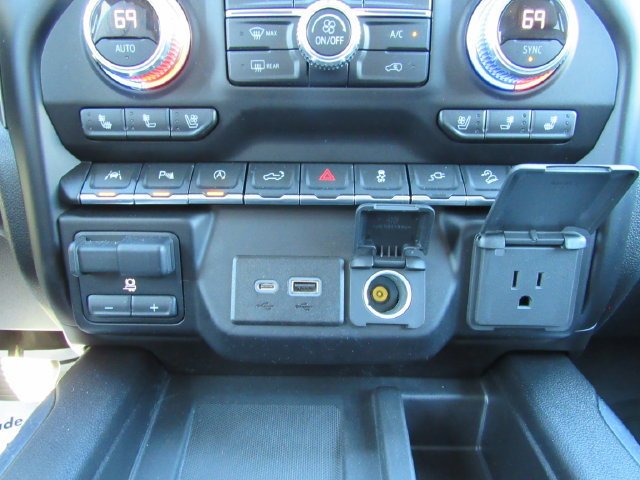 Used 2020 ONYX BLACK GMC Denali image 25