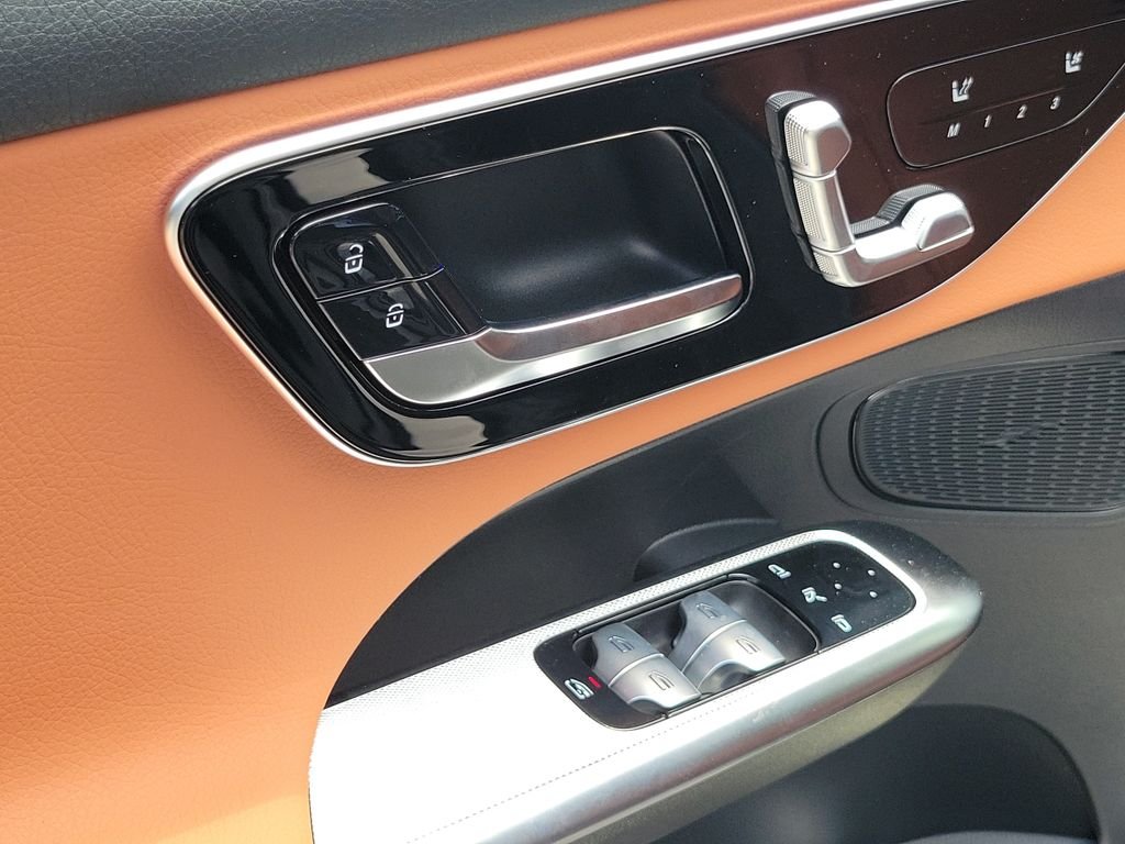 New 2026 Graphite Grey Metallic Mercedes-Benz GLC 300 image 19
