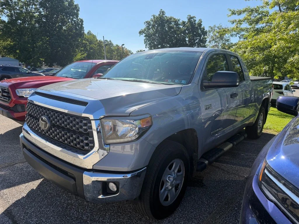 Used 2019 Gray Toyota SR5 image 1