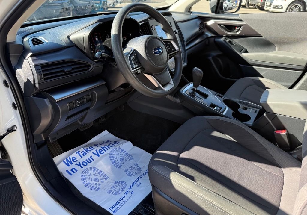 Used 2024 White Subaru Base image 18