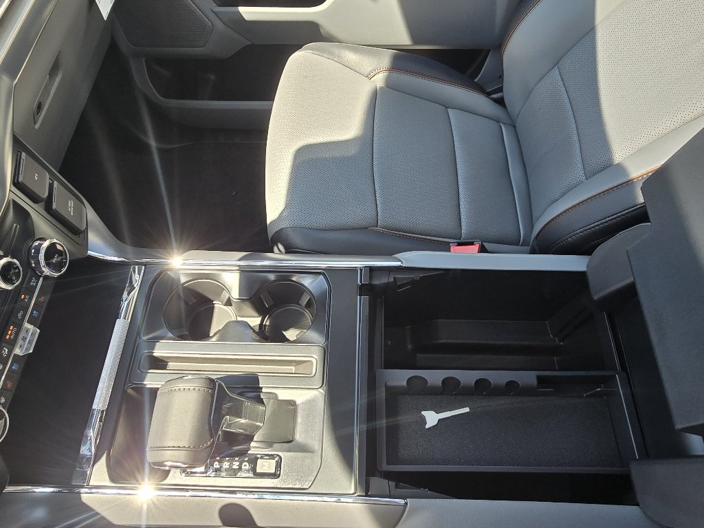 New 2026 Agate Black Metallic Ford Lariat® image 31