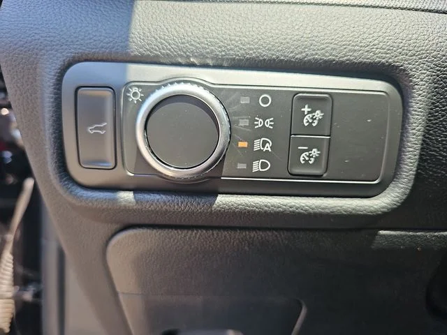 Used 2021 Black Ford Base image 27