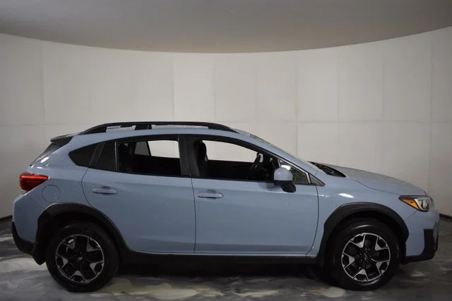 Used 2019 Gray Subaru 2.0i Premium image 11