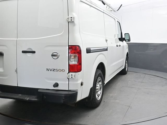Used 2021 White Nissan SV image 7