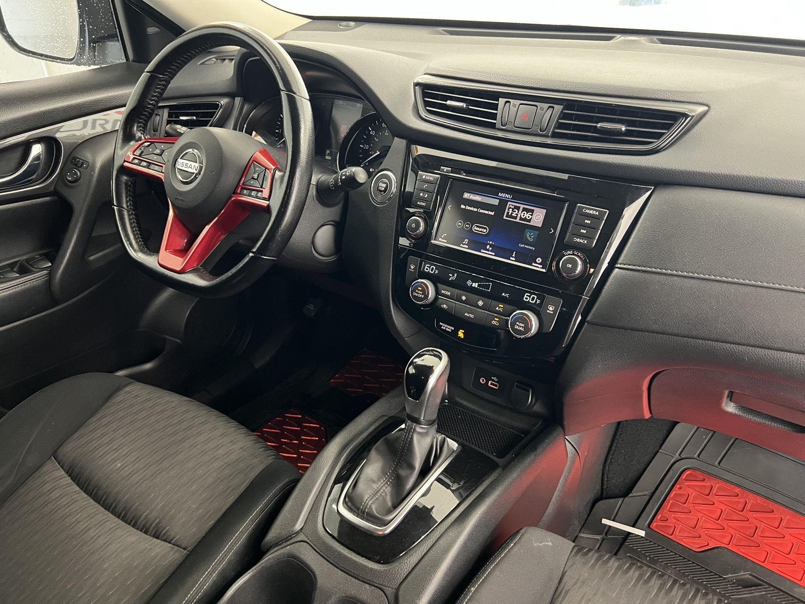 2020 Nissan Rogue SV - Photo 28