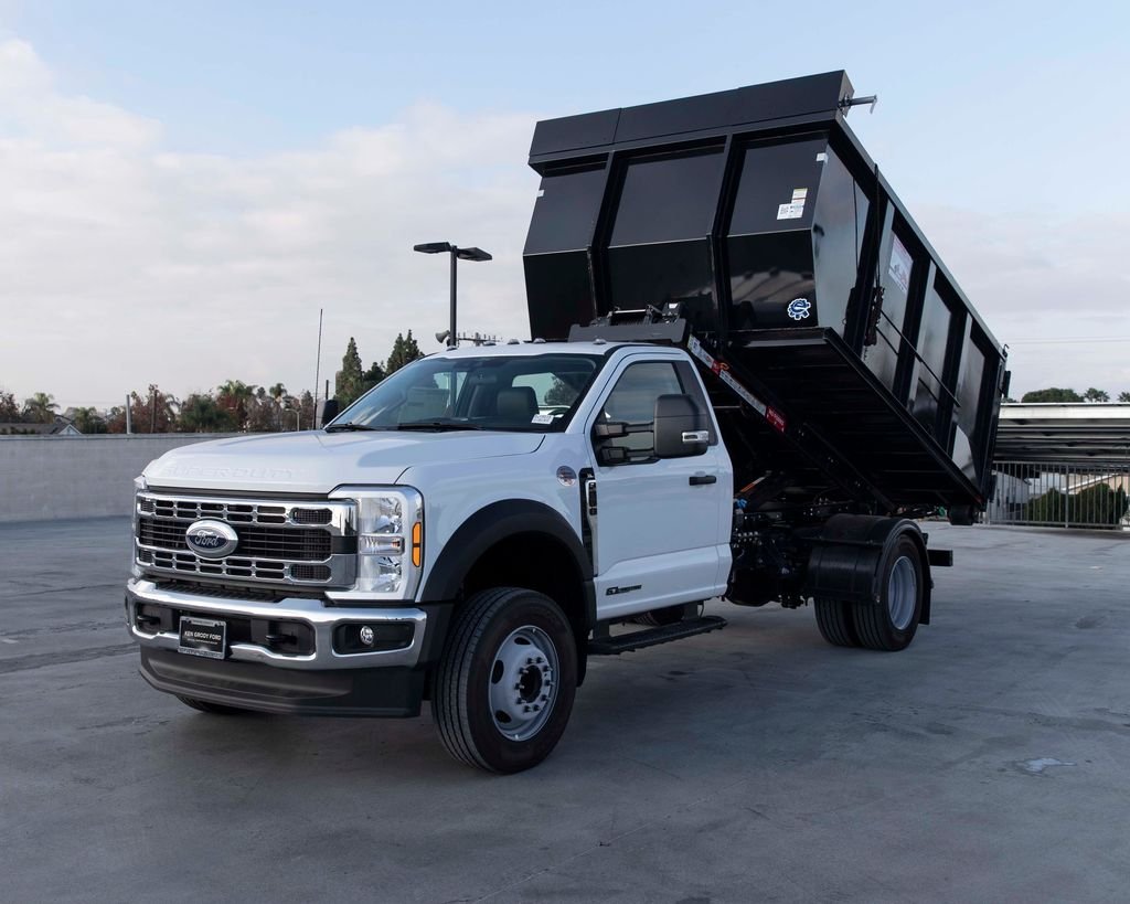 2025 Ford F-550 Super Duty Chassis Cab XL - Photo 16