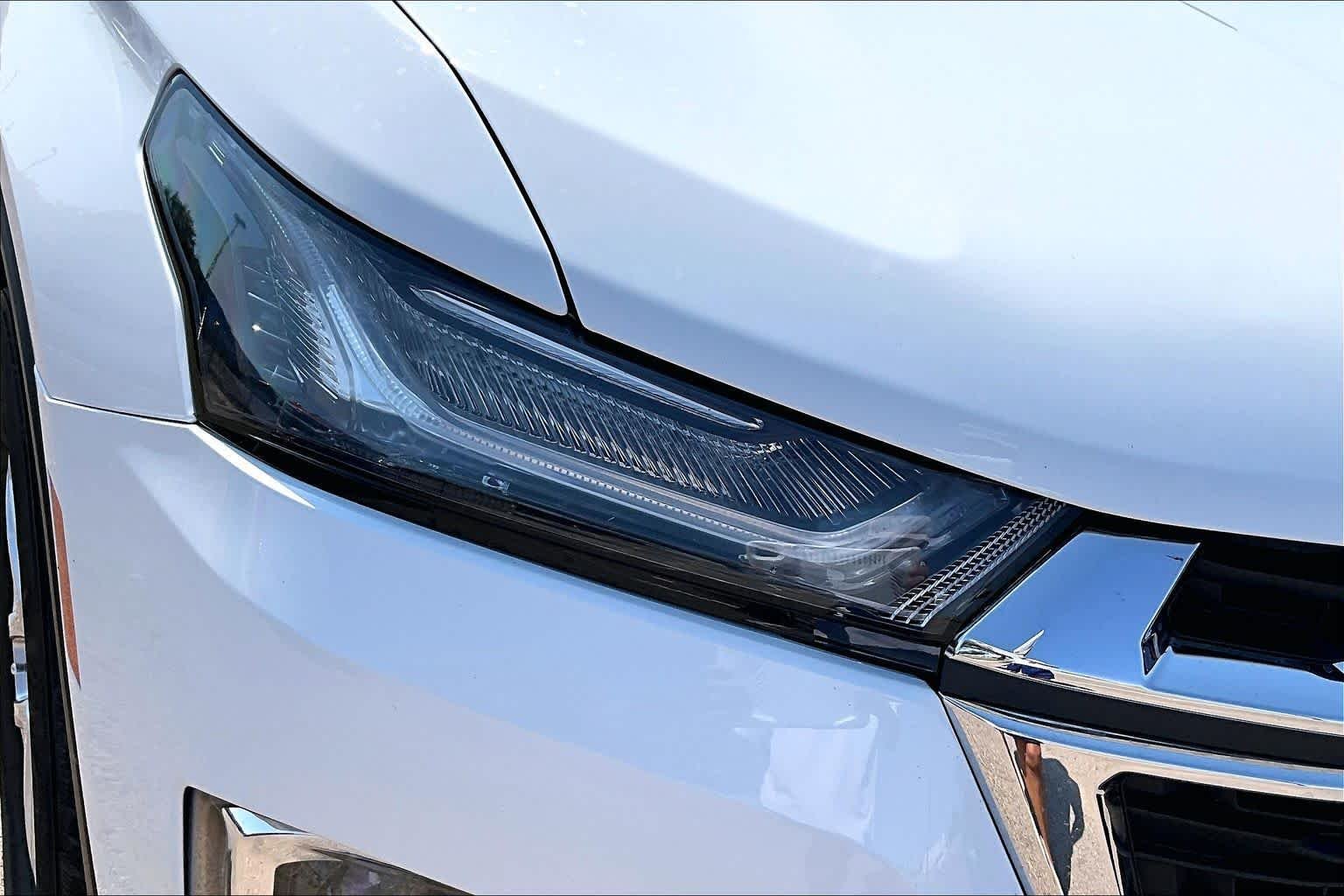 Used 2023 Summit White Chevrolet LS image 28