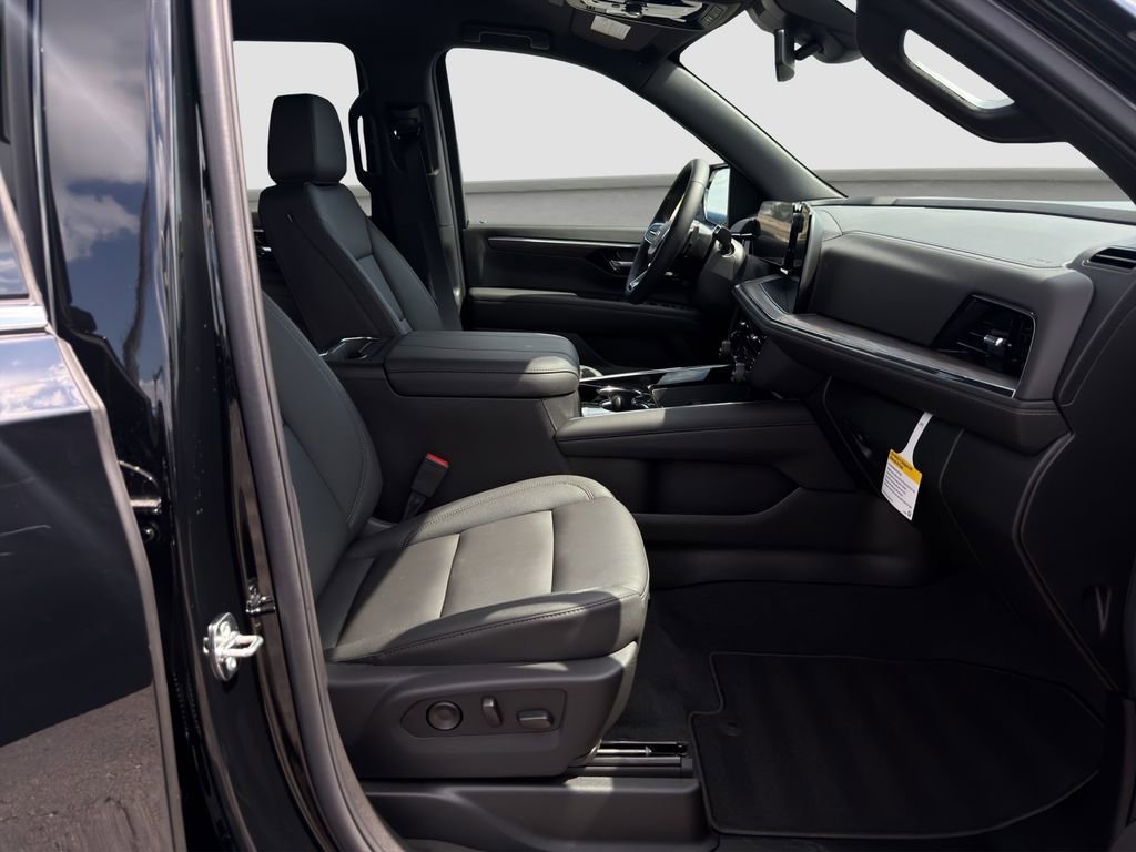 2026 Chevrolet Tahoe LT - Photo 18