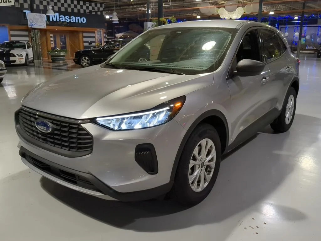 Used 2024 Silver Ford Active image 1