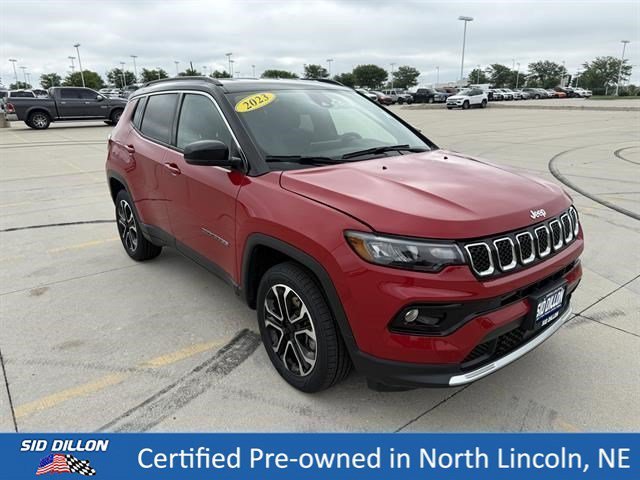 Used 2023 Redline Pearlcoat Jeep Limited image 6