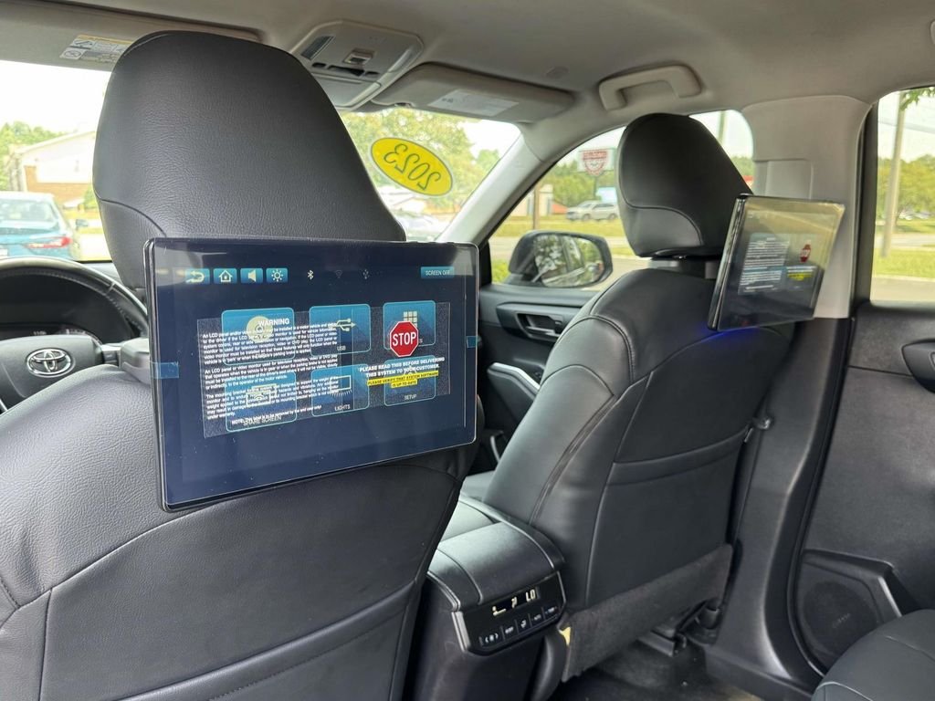 Used 2023 Gray Toyota LE image 19