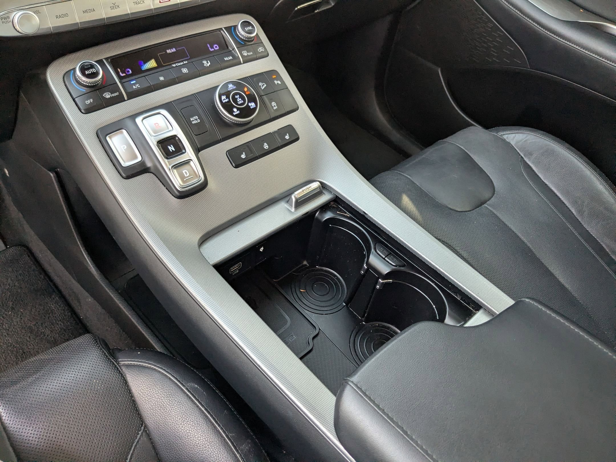 Used 2020 Becketts Black Hyundai SEL image 19