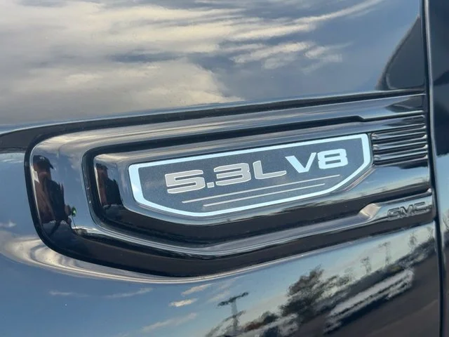 New 2026 Onyx Black GMC Elevation image 13
