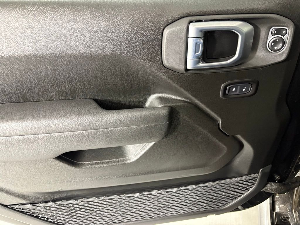 New 2026 Black Clearcoat Jeep Mojave image 19