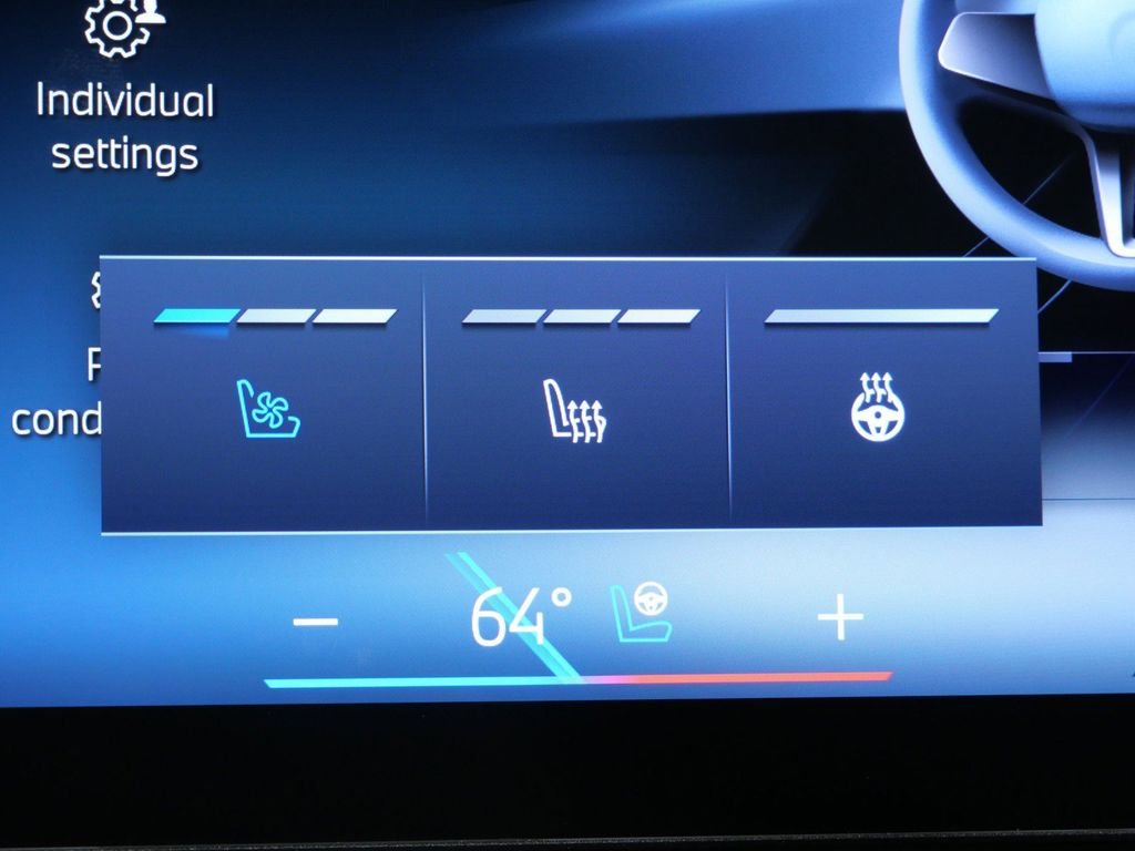 New 2026 Tanzanite Blue II Metallic BMW xDrive50e image 46