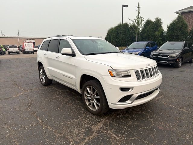 Used 2015 White Jeep Summit image 2