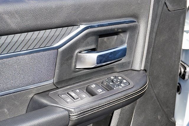 New 2026 Bright White Clear-Coat Exterior Paint RAM Big Horn image 28