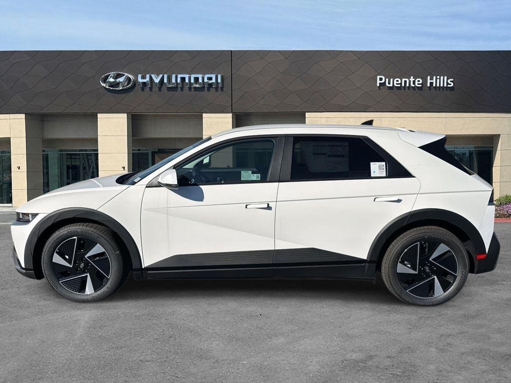 New 2026 White Hyundai SEL image 3